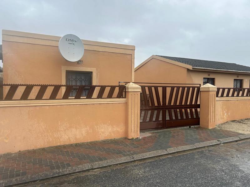 5 Bedroom Property for Sale in Malibu Village Western Cape